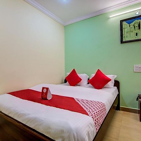 Oyo Lalitha Delight Hotel Visakhapatnam Luaran gambar