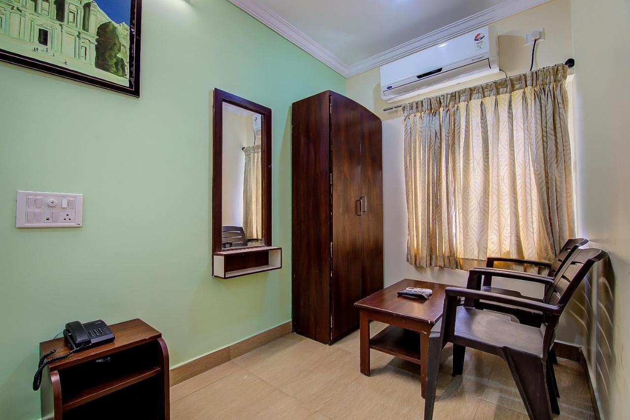 Oyo Lalitha Delight Hotel Visakhapatnam Luaran gambar